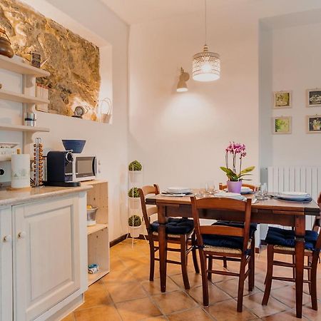 La Suite Del Castello เบลจิราเต ภายนอก รูปภาพ